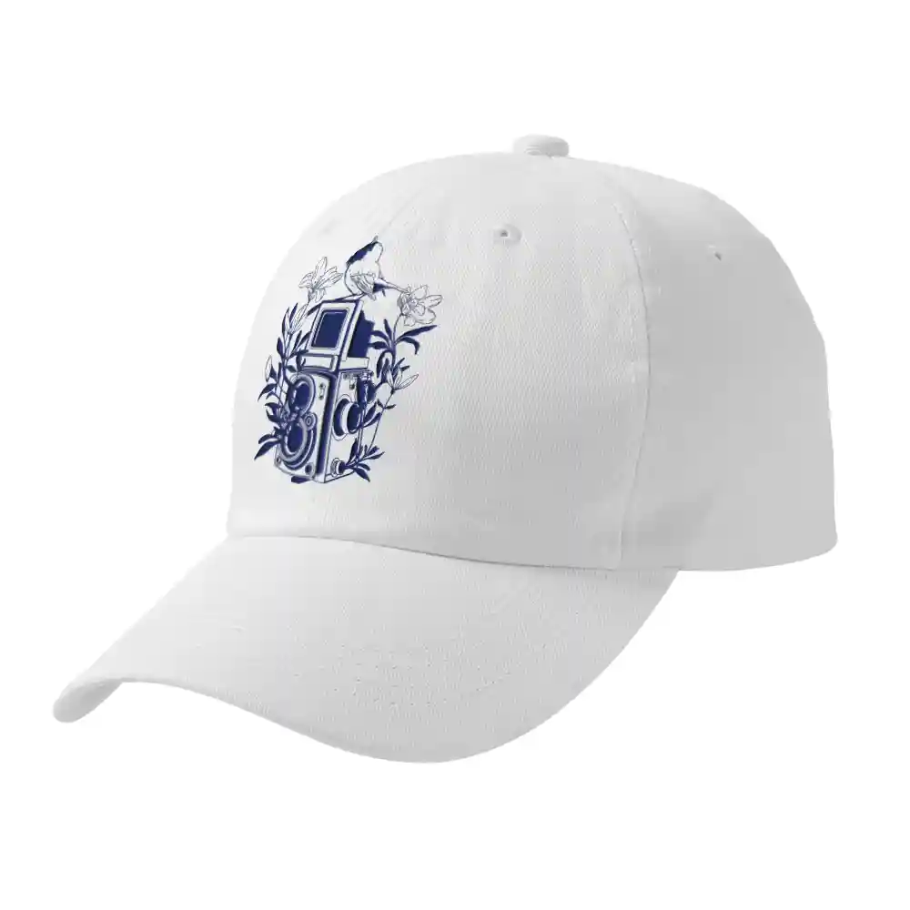 GORRA BLANCA CAMERA OBSCURA